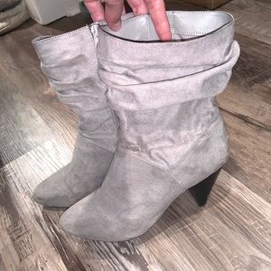 Light gray booties